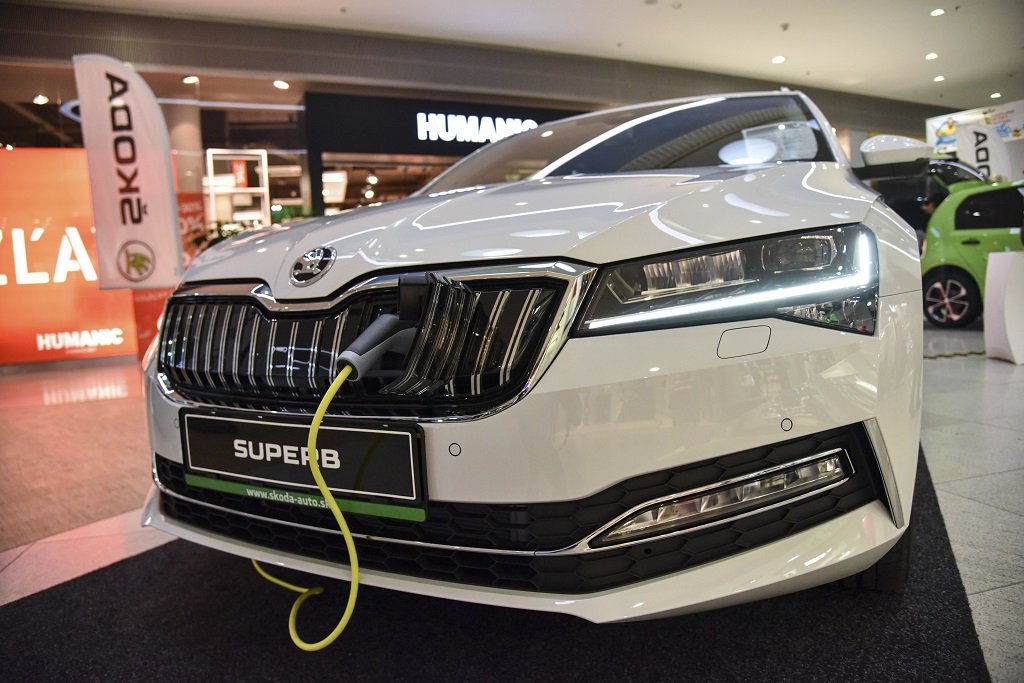 Elektromobil Suberb