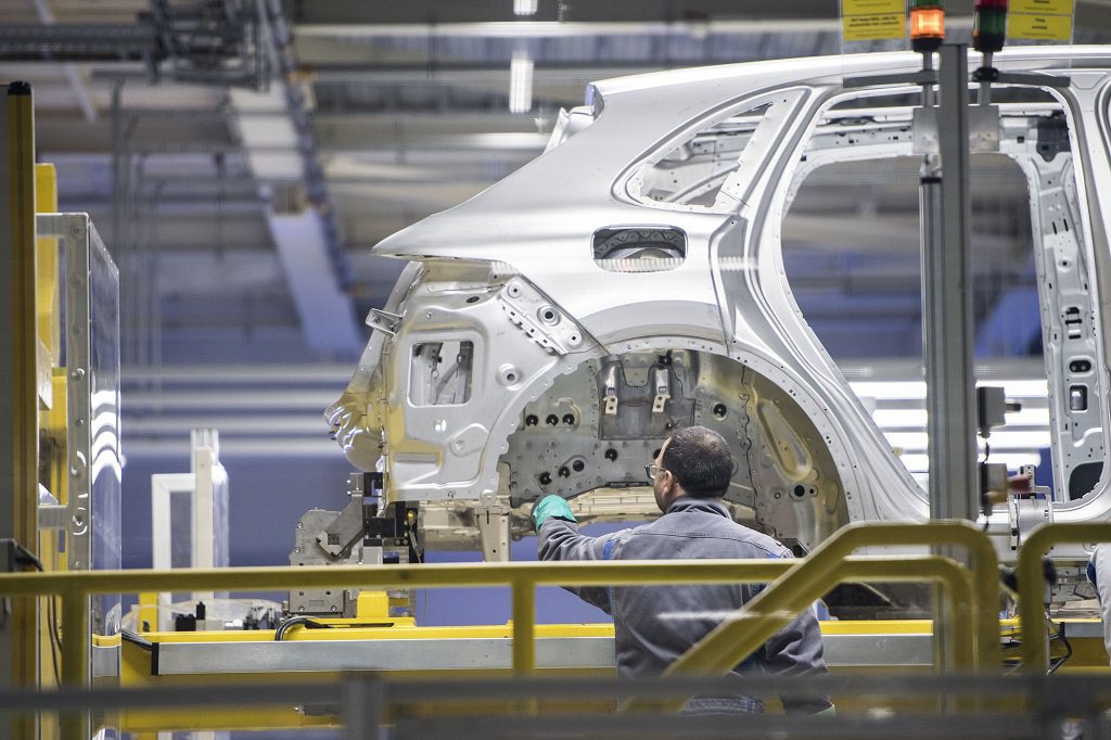 VW Cayenne karoséria