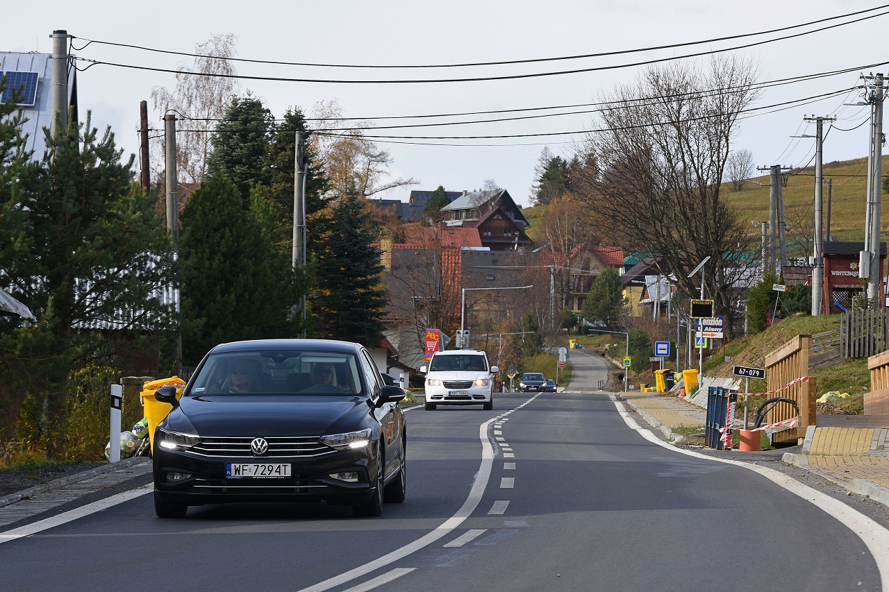 Osobné vozidlá v obci Ždiar