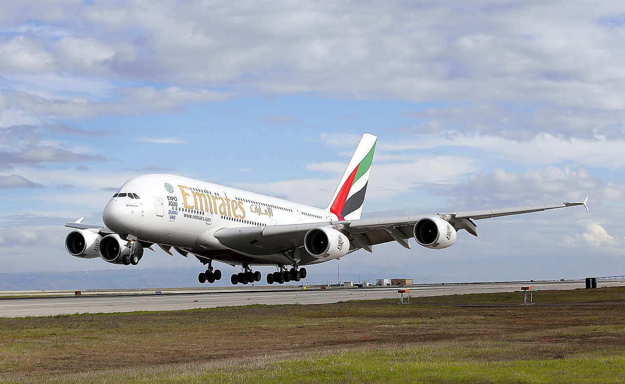 Airbus A380 spoločnosti Emirates pristáva