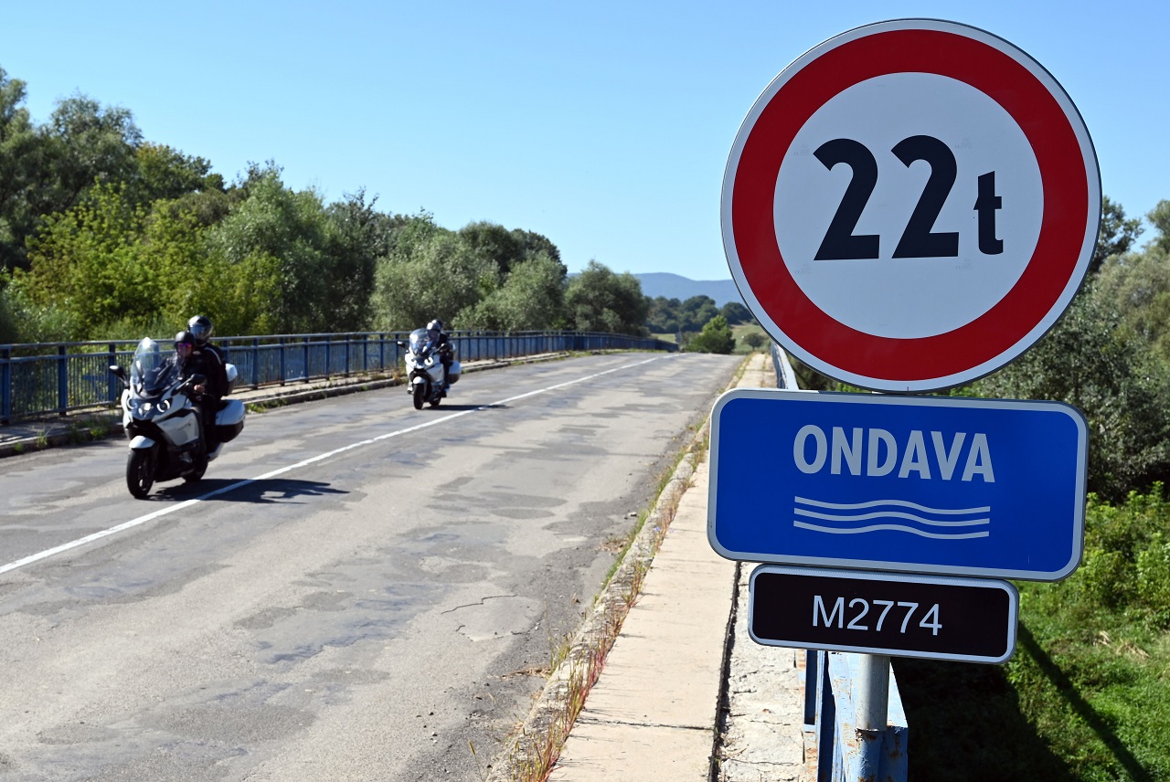Most cez rieku Ondava