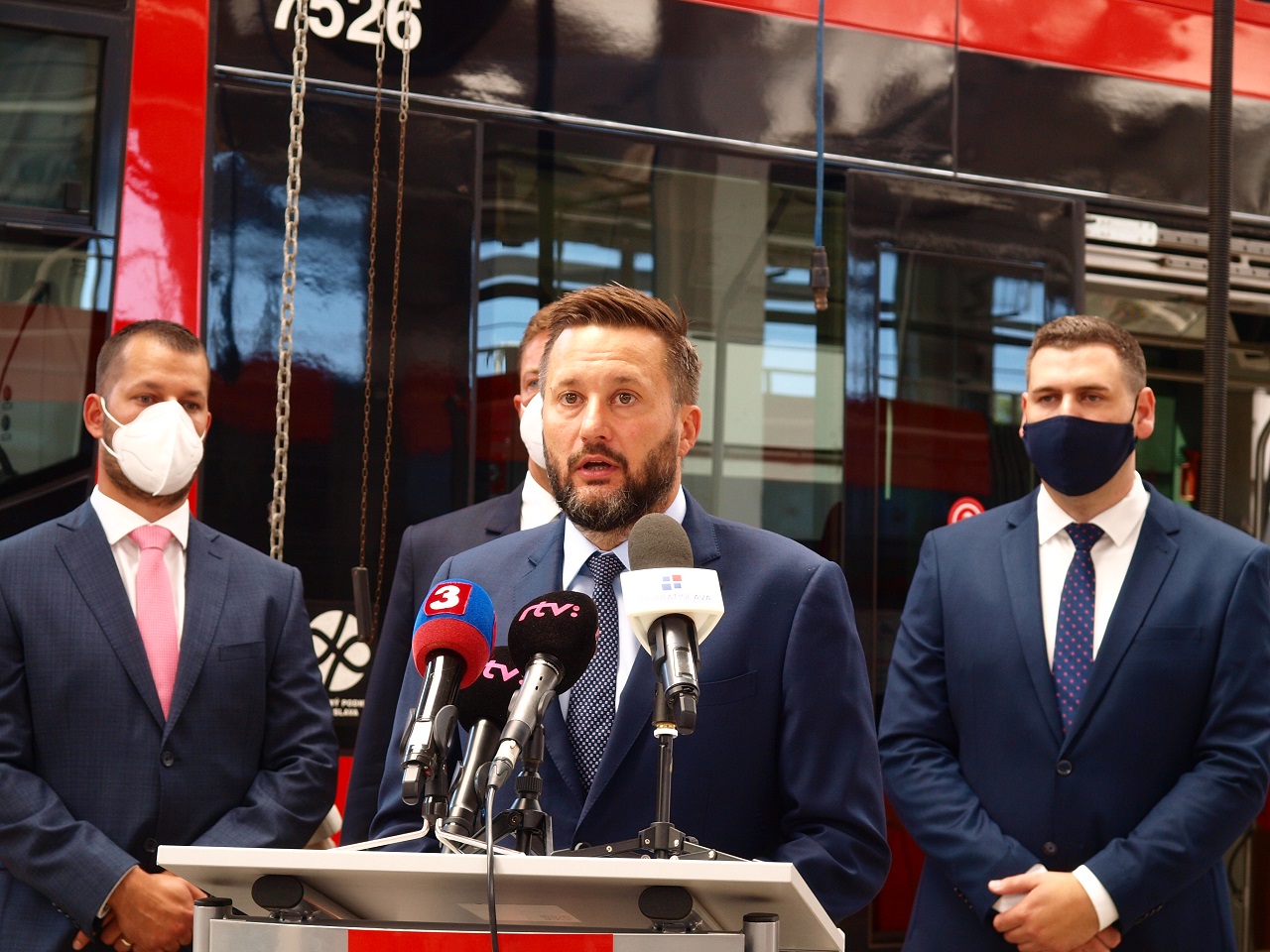 MDV a DPB podpísali zmluvu o nenávratnej pomoci