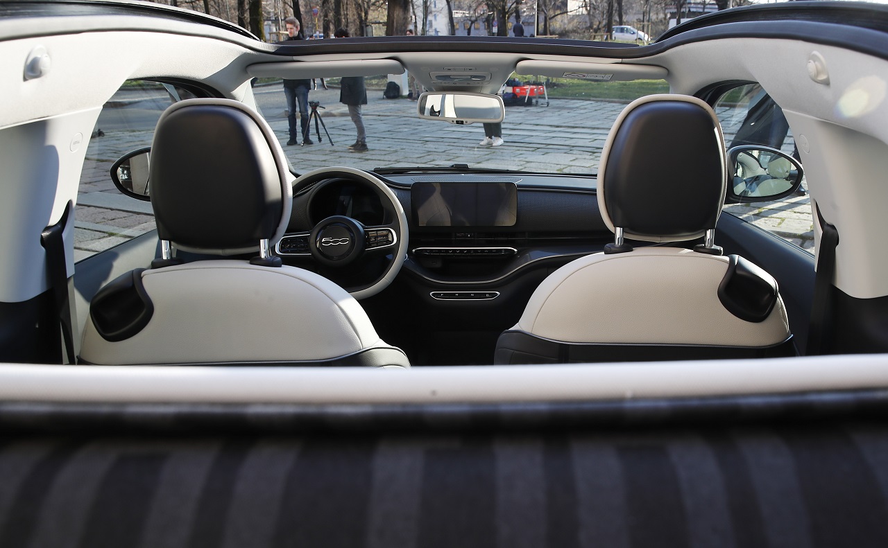 Elektrický Fiar 500 kabriolet