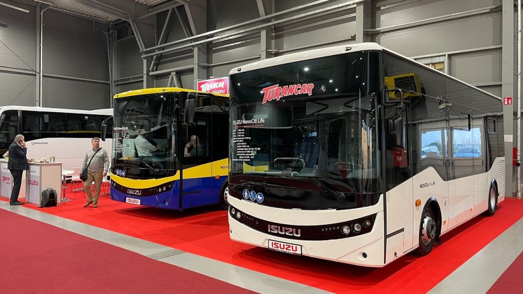 Czechbus 2023: menej autobusov, viac príslušenstva. Isuzu Novo Citi Life.