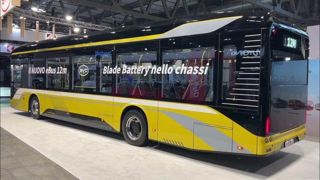 BYD bus B12.b