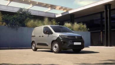Peugeot oslavuje dve výročia 