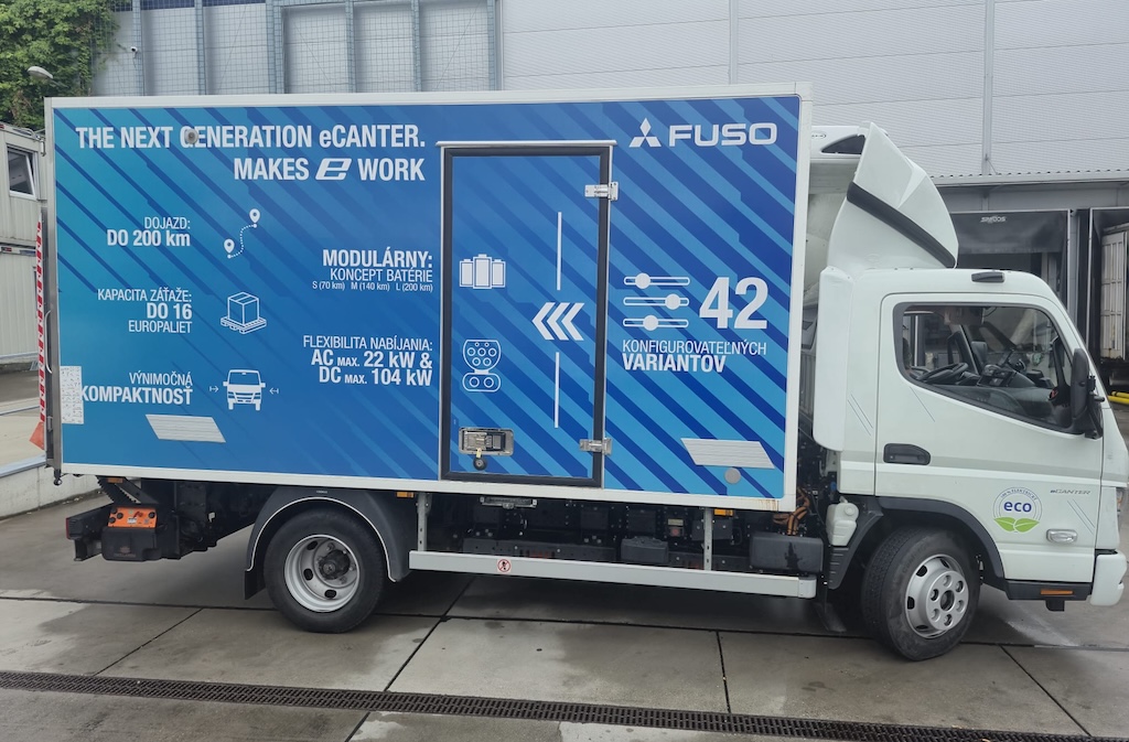 C.S.CARGO nasadilo v Bratislave elektrické chladiarenské vozidlo na rozvoz potravín